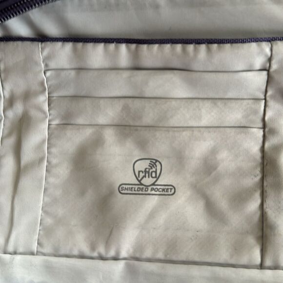 Travelon Anti-Theft Purple Nylon Classic Mini Crossbody Shoulder Travel Bag EUC - Picture 5 of 12